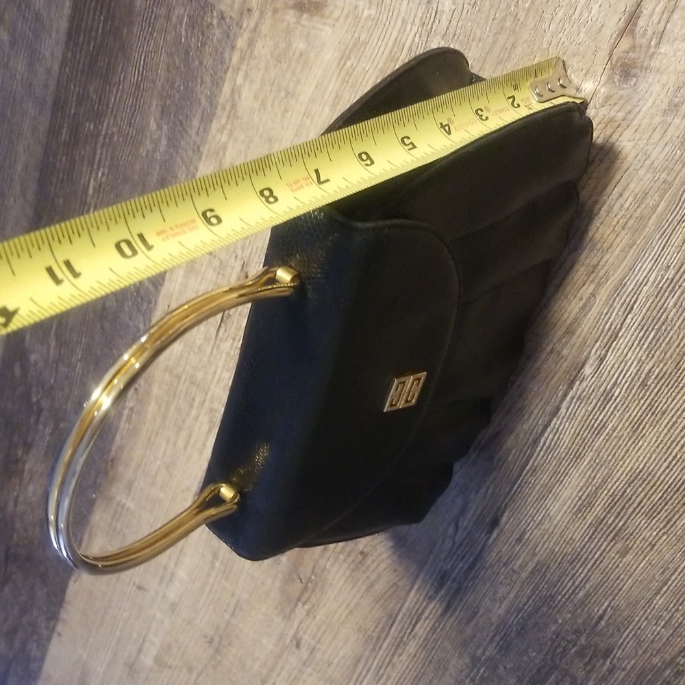 GIVENCHY Seashell RARE Reptile Black Leather Gold Top handle & Monogram … - Picture 12 of 17